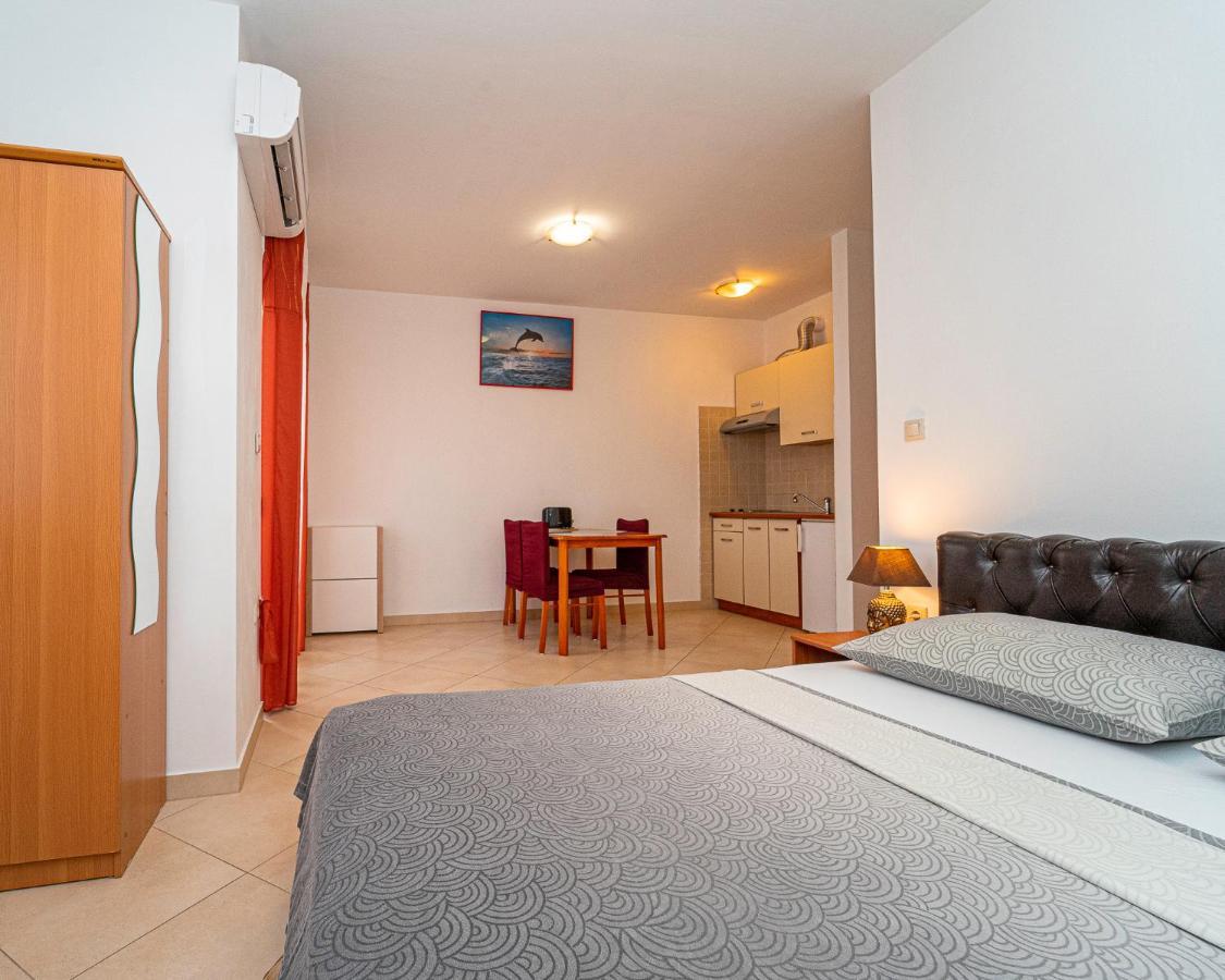 Apartments Baresic Μεντουλίν Εξωτερικό φωτογραφία